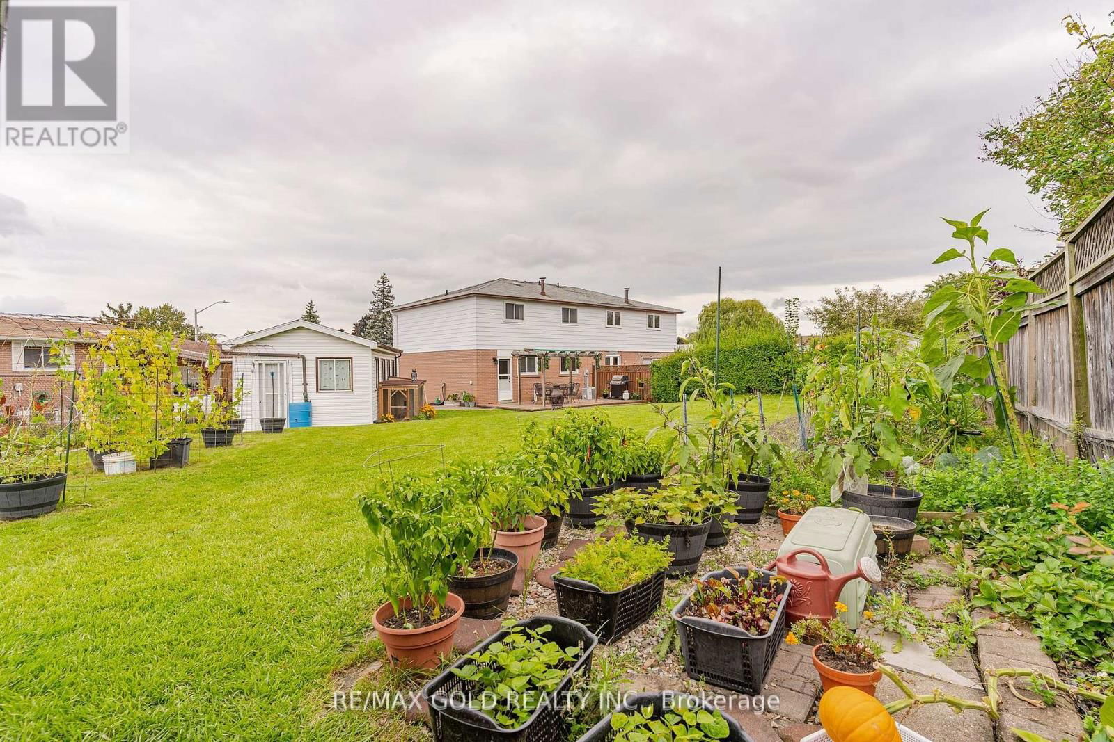 46 DEESIDE CRESCENT Image 38