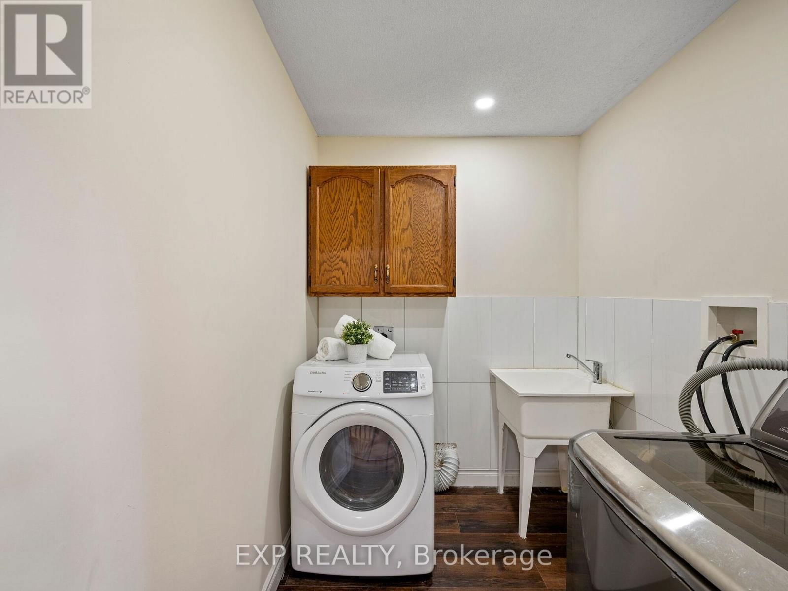 78 LEEWARD DRIVE Image 30