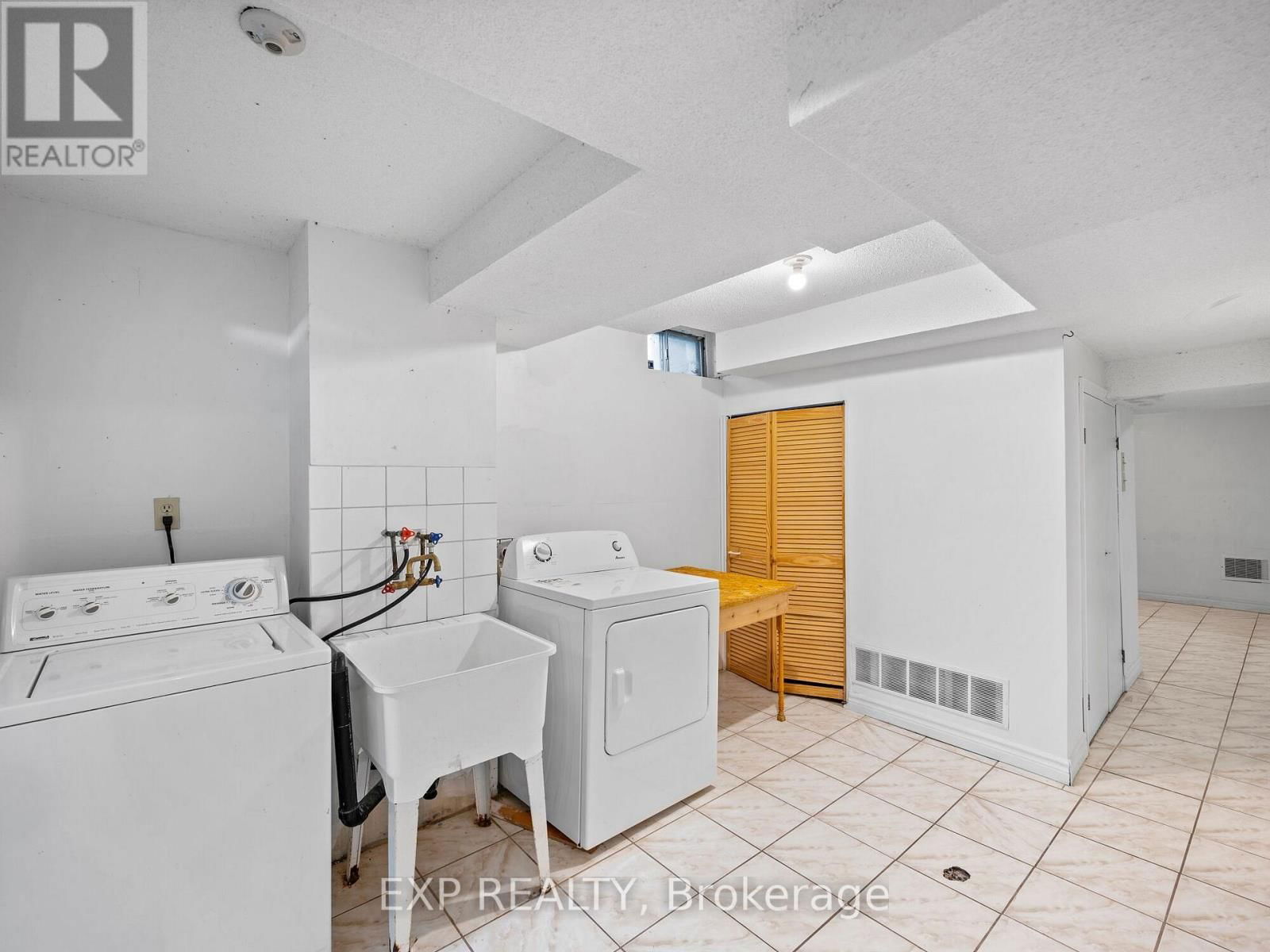 78 LEEWARD DRIVE Image 34