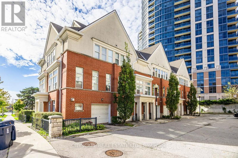 58 Resurrection Road  Toronto (Islington-City Centre West), M9A5H1 | Image 1