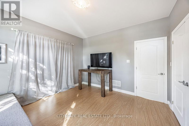 58 Resurrection Road  Toronto (Islington-City Centre West), M9A5H1 | Image 21