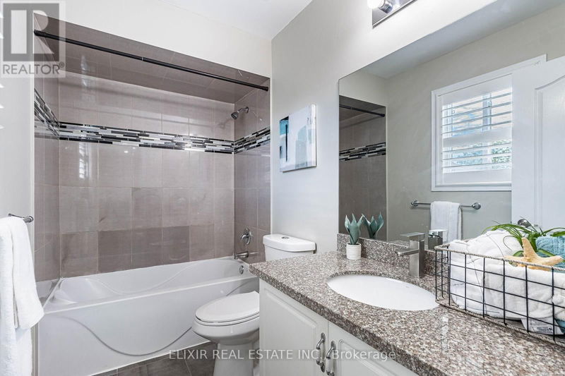 222 Queen Mary Drive  Brampton (Fletcher's Meadow), L7A1Y9 | Image 25