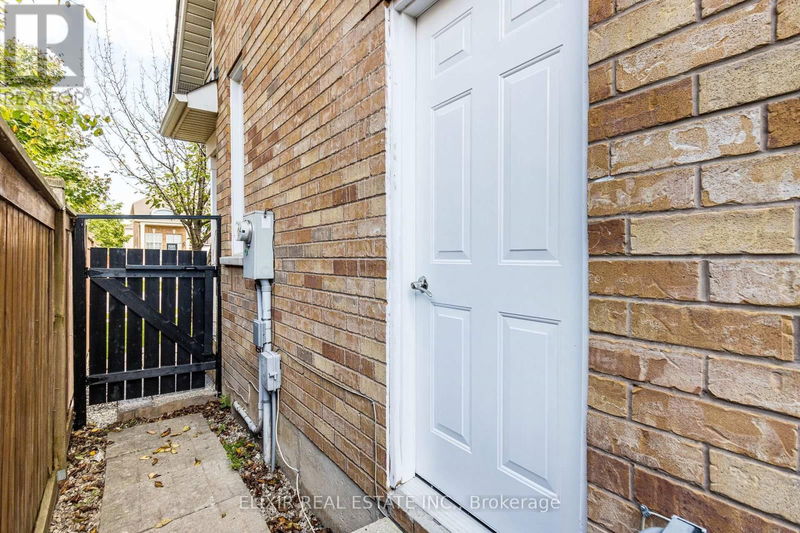 222 Queen Mary Drive  Brampton (Fletcher's Meadow), L7A1Y9 | Image 30