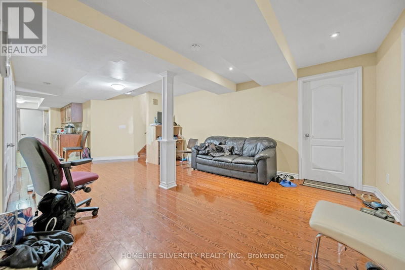 36 Beckenham Road  Brampton (Bram East), L6P2L7 | Image 31