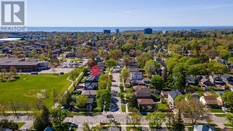 17 Delma Drive  Toronto (Alderwood), M8W4N3 | Image 39