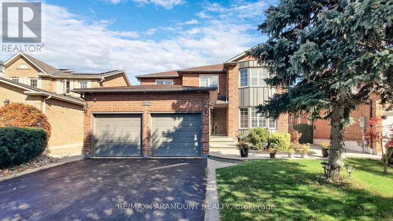 3960 Chadburn Crescent  Mississauga (Erin Mills), L5L3X4 | Image 2