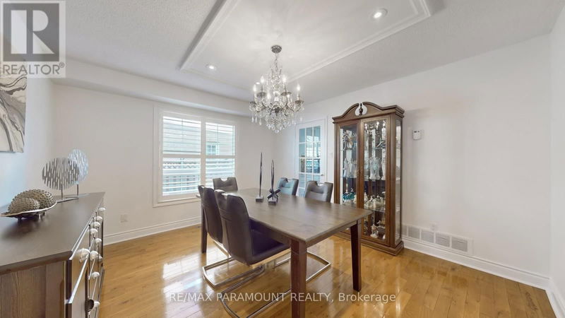 3960 Chadburn Crescent  Mississauga (Erin Mills), L5L3X4 | Image 7