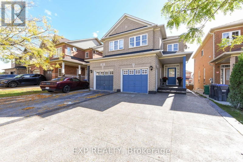 93 NATHANIEL Crescent  Brampton (Bram West), L6Y5M4 | Image 2