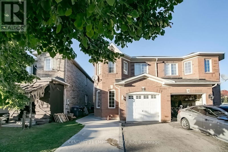 4 Lake Louise Drive  Brampton (Fletcher's Meadow), L6X4W7 | Image 1