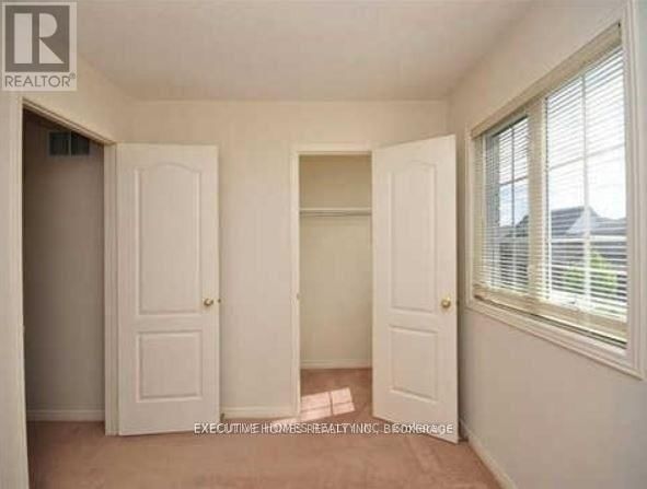 4010 COACHMAN CIRCLE Image 10