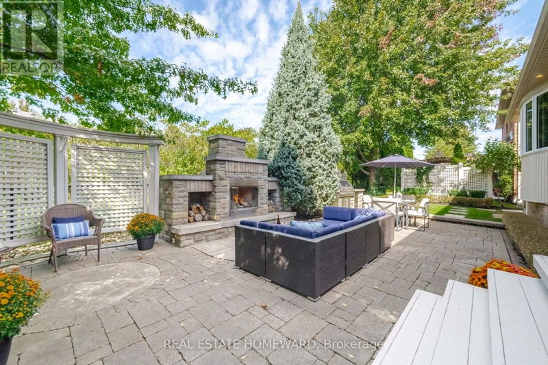 3101 Portree Crescent  Oakville (Palermo West), L6M5C4 | Image 2