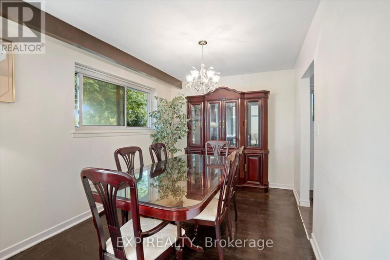 27 Blackbush Drive  Toronto (Mount Olive-Silverstone-Jamestown), M9V3N8 | Image 8