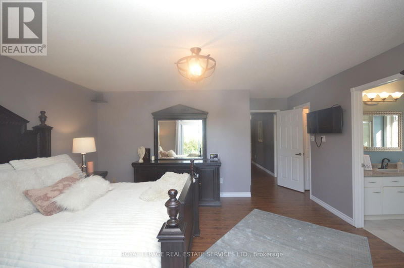 1 Lone Oak Avenue  Brampton (Westgate), L6S5V5 | Image 19