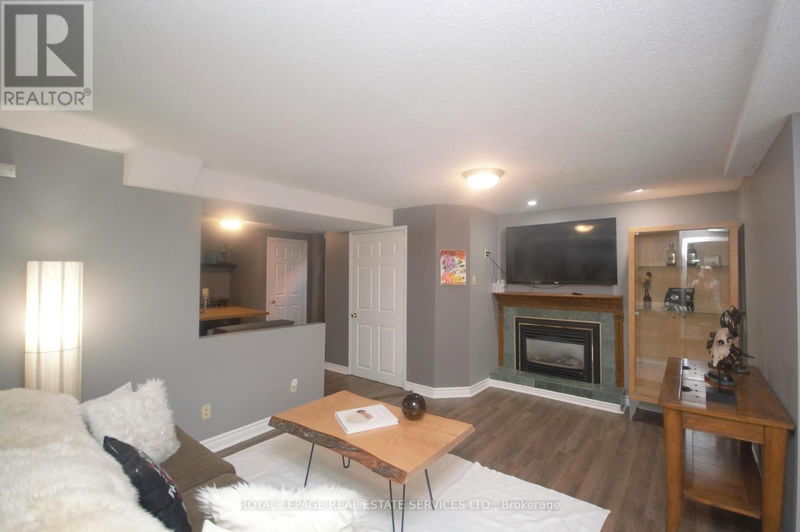 1 Lone Oak Avenue  Brampton (Westgate), L6S5V5 | Image 29