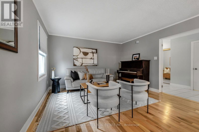 468 Hansen Road  Brampton (Madoc), L6V3P8 | Image 2