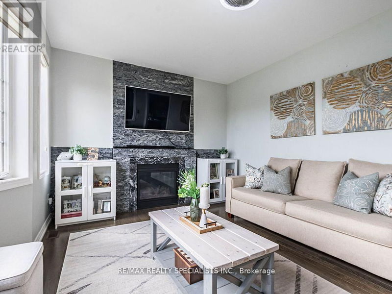 26 Lloyd Crescent  Brampton (Northwest Brampton), L7A4J5 | Image 17