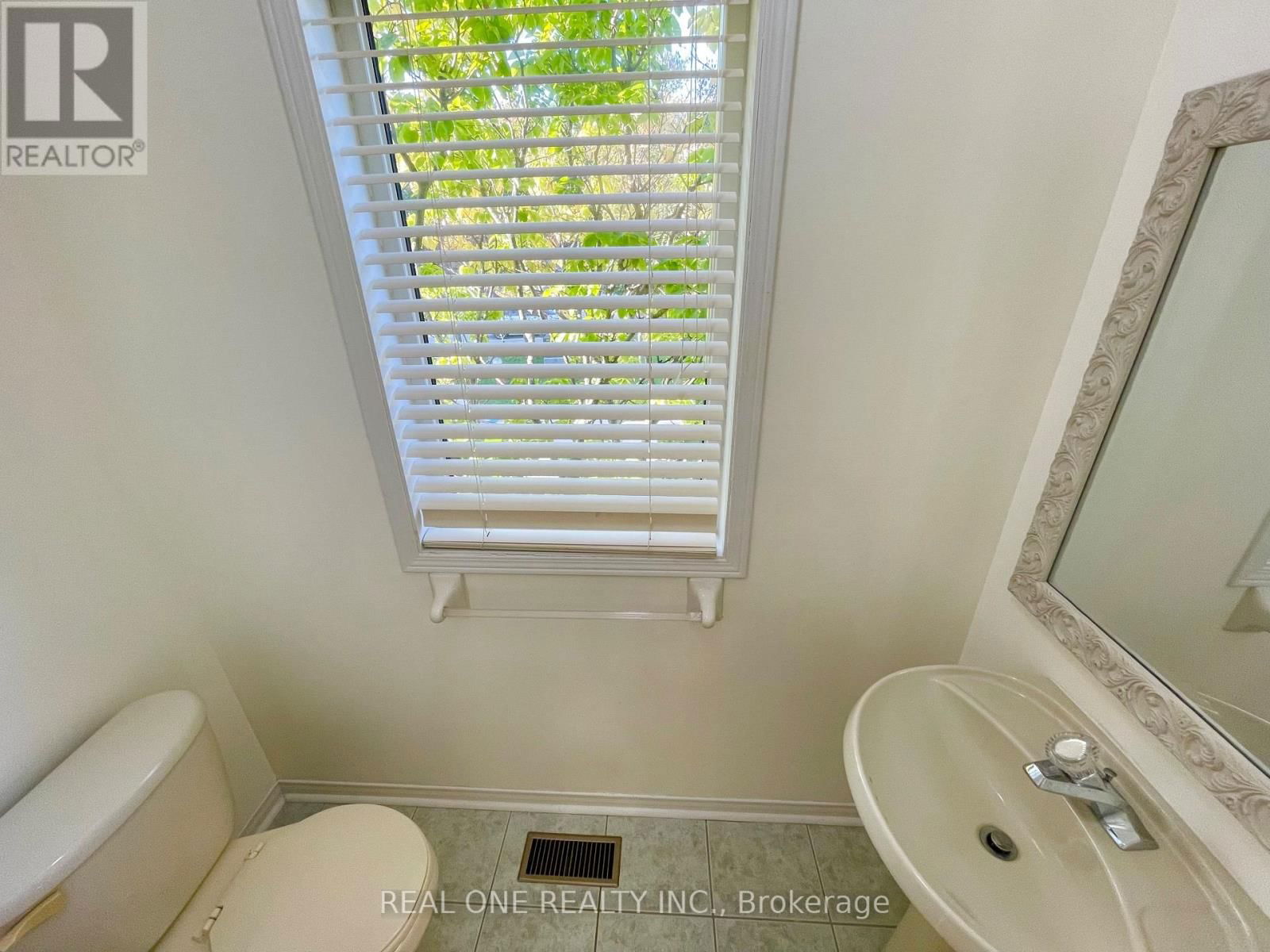 1 - 5530 GLEN ERIN DRIVE Image 11