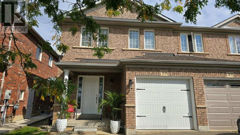 29 Dunure Crescent  Brampton (Fletcher's Meadow), L7A2Y6 | Image 1