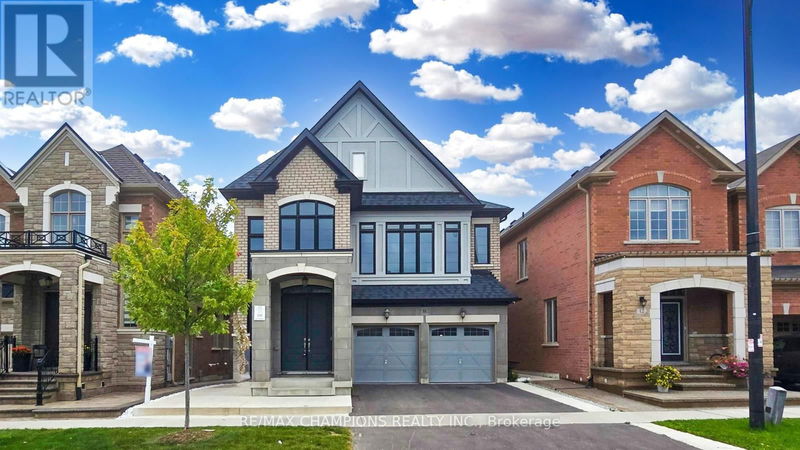 10 Fruitvale Circle  Brampton (Northwest Brampton), L7A5C5 | Image 2