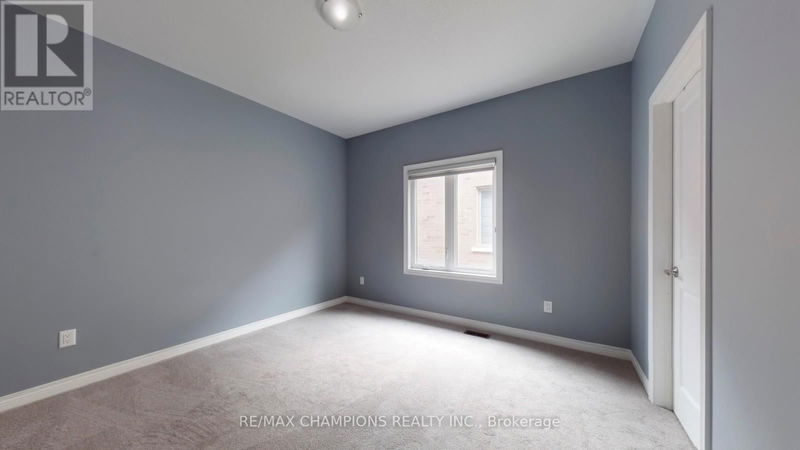 10 Fruitvale Circle  Brampton (Northwest Brampton), L7A5C5 | Image 34