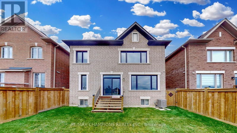 10 Fruitvale Circle  Brampton (Northwest Brampton), L7A5C5 | Image 40