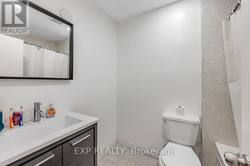 30 Davistow Crescent  Toronto (Mount Olive-Silverstone-Jamestown), M9V3E9 | Image 11