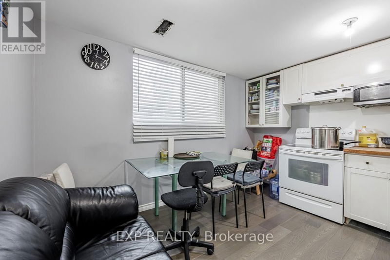 30 Davistow Crescent  Toronto (Mount Olive-Silverstone-Jamestown), M9V3E9 | Image 22