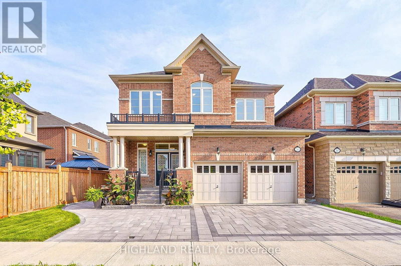 213 Camellia Crescent  Oakville, L6H1L1 | Image 1