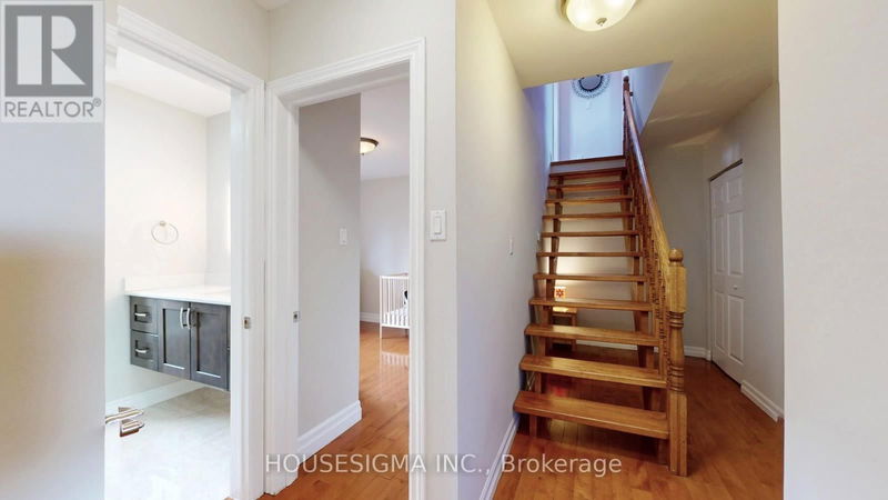 1 Belfry Avenue  Toronto (Stonegate-Queensway), M8Z2L1 | Image 19