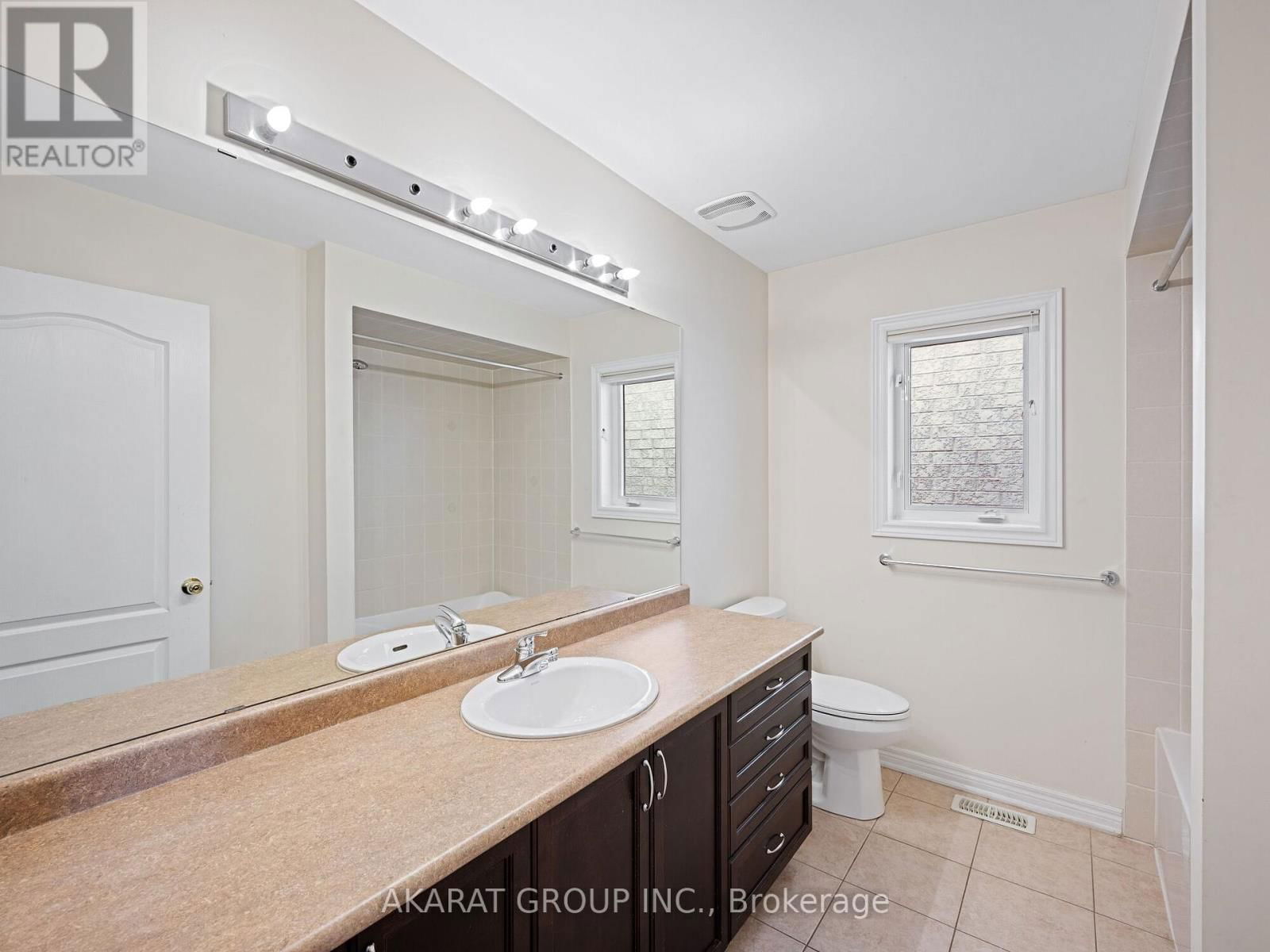 3104 CARDROSS COURT Image 31