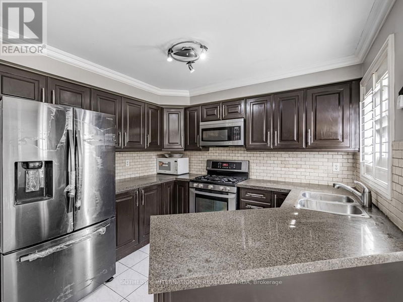 5930 Bassinger Place  Mississauga (Churchill Meadows), L5M6K5 | Image 12