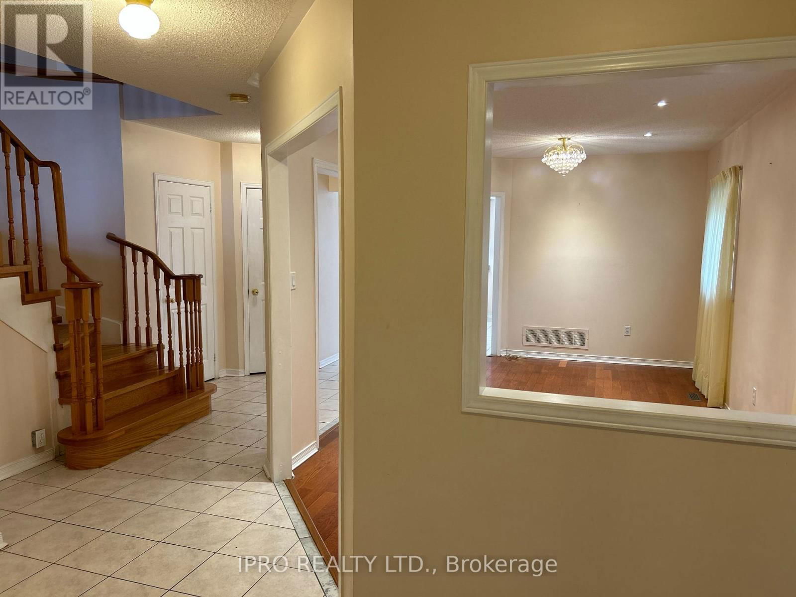 721 MIRAGE PLACE Image 3