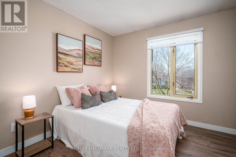 583 Elliott Crescent  Milton (Dorset Park), L9T3G5 | Image 13