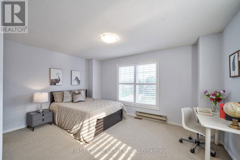 5609 Taw Avenue  Mississauga (East Credit), L5V1W4 | Image 17