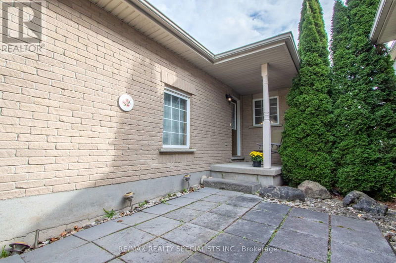 9 Woodvale Court  Orangeville, L9W5B5 | Image 28