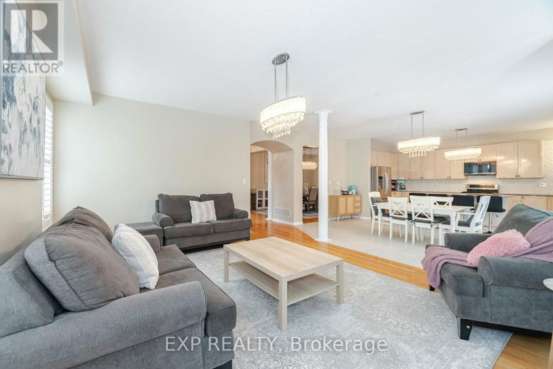 120 Fred Young Drive  Toronto (Downsview-Roding-CFB), M3L0A5 | Image 14