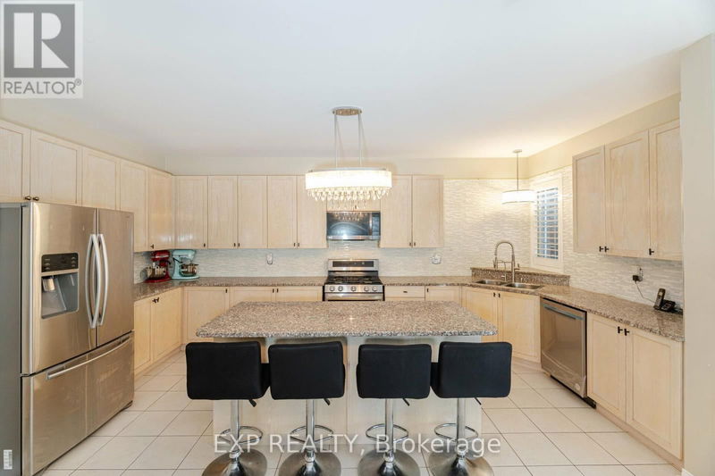 120 Fred Young Drive  Toronto (Downsview-Roding-CFB), M3L0A5 | Image 9