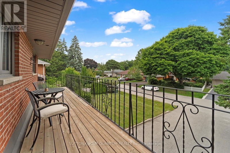 159 Princess Anne Crescent  Toronto (Princess-Rosethorn), M9A2R7 | Image 28