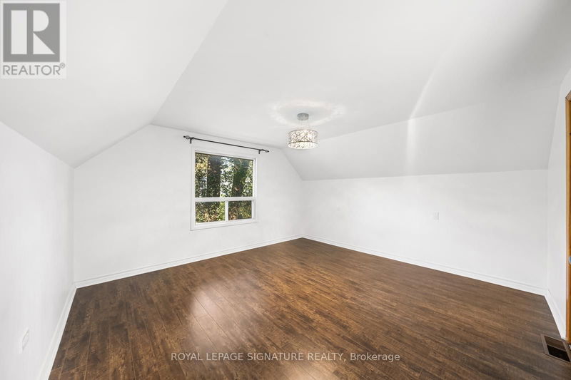  Main - 12 Chiswick Avenue  Toronto (Brookhaven-Amesbury), M6M4T6 | Image 15