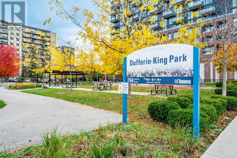  1101 - 270 Dufferin Street  Toronto (South Parkdale), M6K1Z6 | Image 2