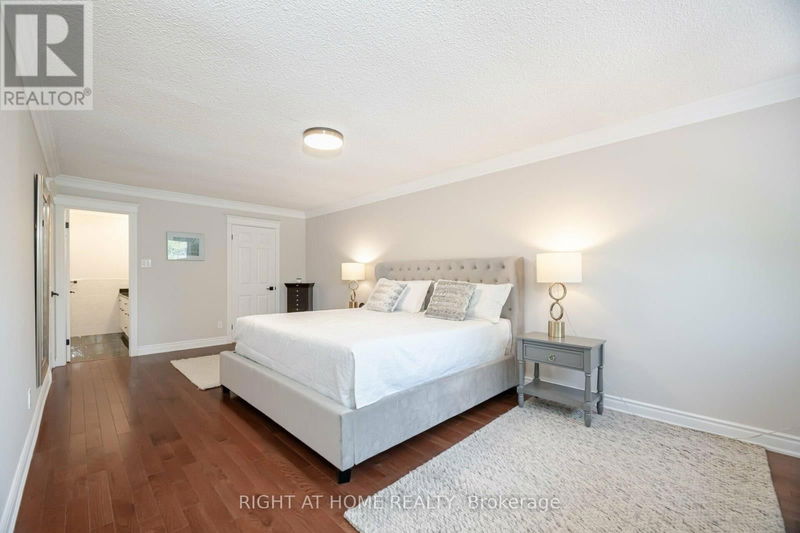 1060 Vanier Drive  Mississauga (Lorne Park), L5H3X1 | Image 15