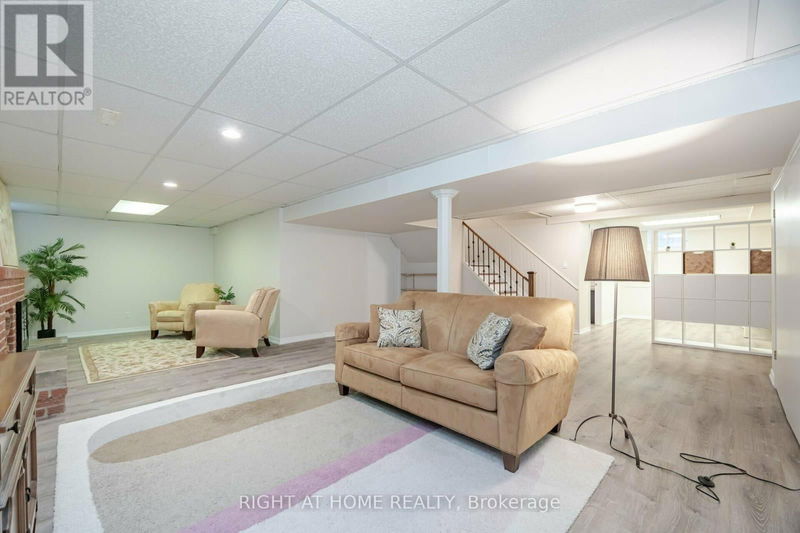 1060 Vanier Drive  Mississauga (Lorne Park), L5H3X1 | Image 23