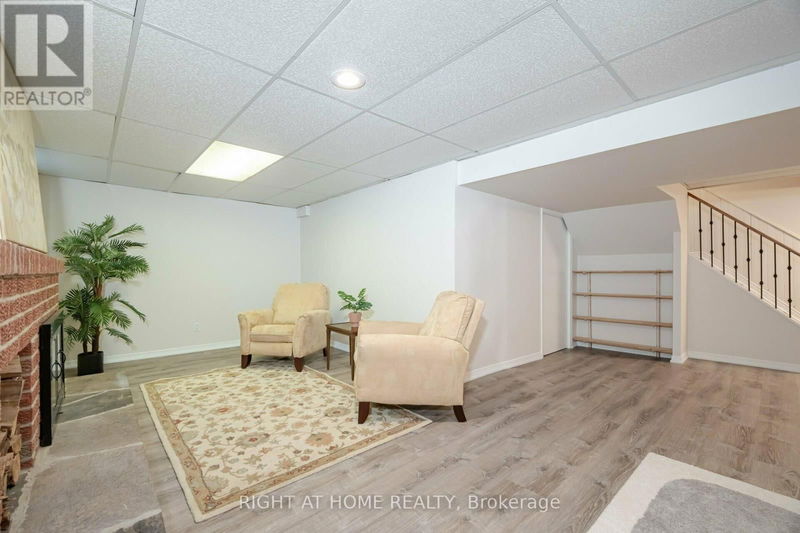 1060 Vanier Drive  Mississauga (Lorne Park), L5H3X1 | Image 24