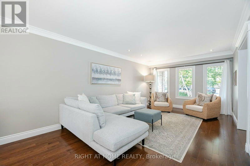 1060 Vanier Drive  Mississauga (Lorne Park), L5H3X1 | Image 9