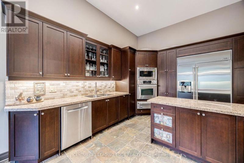 13 TRISTAN Court  Brampton (Bram West), L6Y5S2 | Image 10