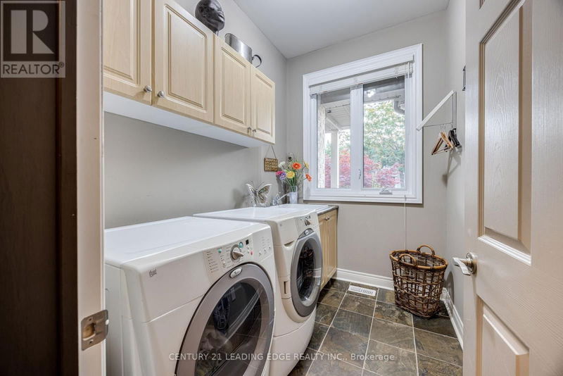 13 TRISTAN Court  Brampton (Bram West), L6Y5S2 | Image 21