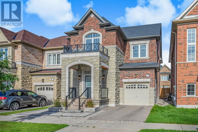 327 North Park Boulevard  Oakville, L6M1P9 | Image 1