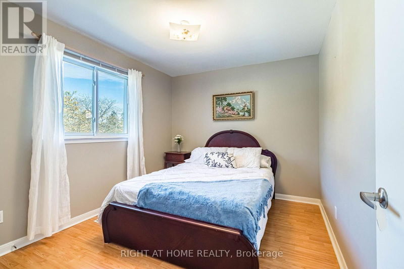 4238 Garnetwood Chase  Mississauga (Rathwood), L4W2G9 | Image 24