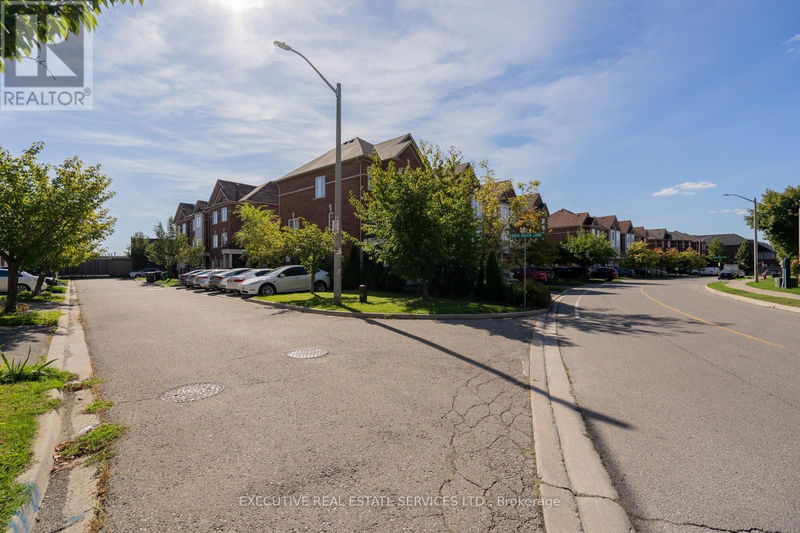 27 Denison Avenue West Brampton (Downtown Brampton), L6X0H2 | Image 27