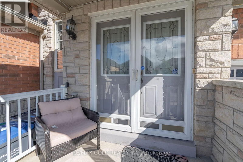 43 Snowshoe Lane East Brampton (Sandringham-Wellington), L6R0J6 | Image 2